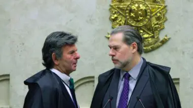 Toffoli e Fux, em sessão no plenário do STF.