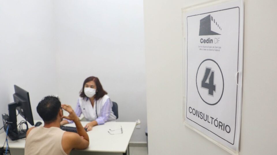 CFM trabalha para impedir atuação de médicos com nota baixa no Enamed