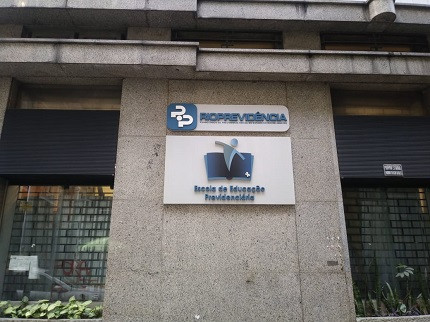 Fachada de unidade da Rioprevidência, ligada ao governo do RJ,