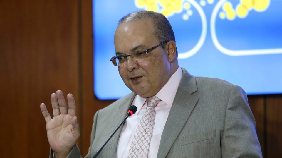 Oposição no DF pede impeachment de governador após ser citado por Vorcaro