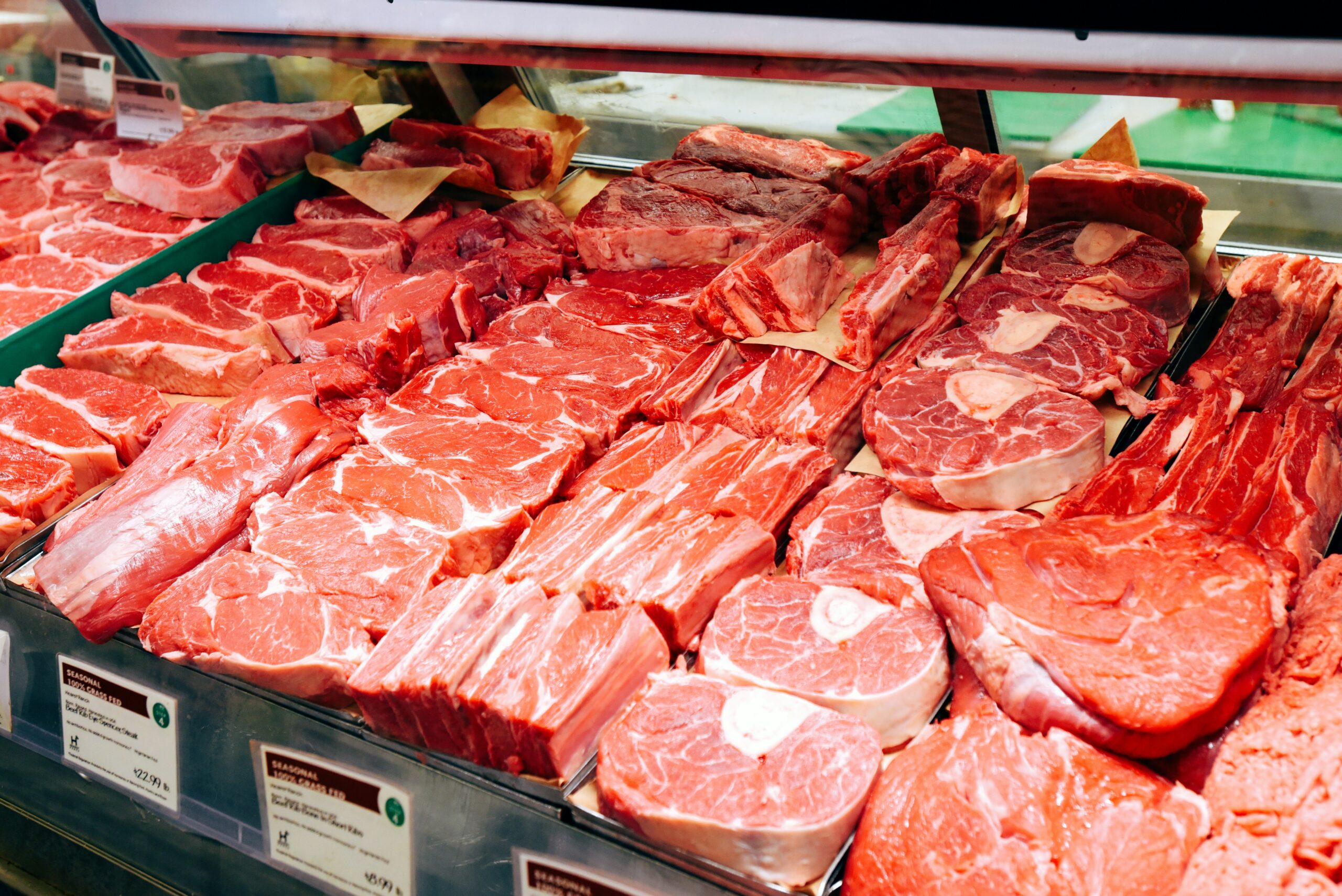 Mudanças nos destinos das exportações tendem a amortecer os efeitos das novas tarifas de China e México sobre a carne bovina brasileira
