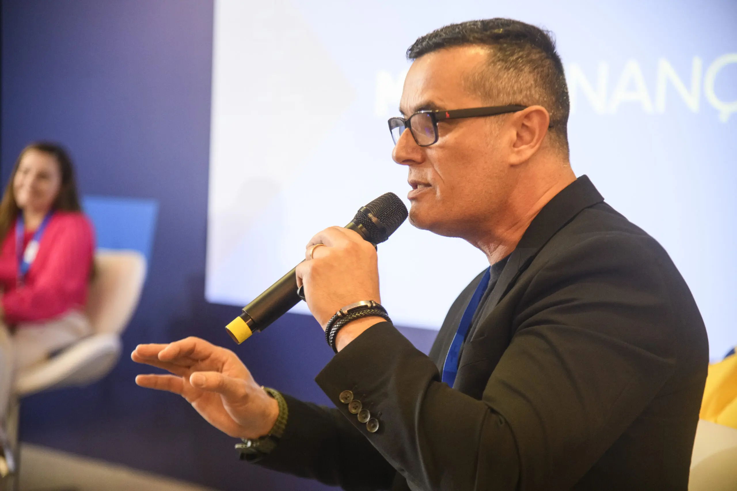 Amberson Bezerra, coordenador de Acesso a Serviços Financeiros do Sebrae/PR, enfatiza a importância dos reconhecimentos recebidos.