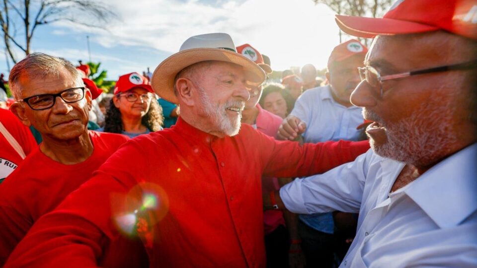 Lula diz que seu concorrente à reeleição será escolhido em “convenção fascista”