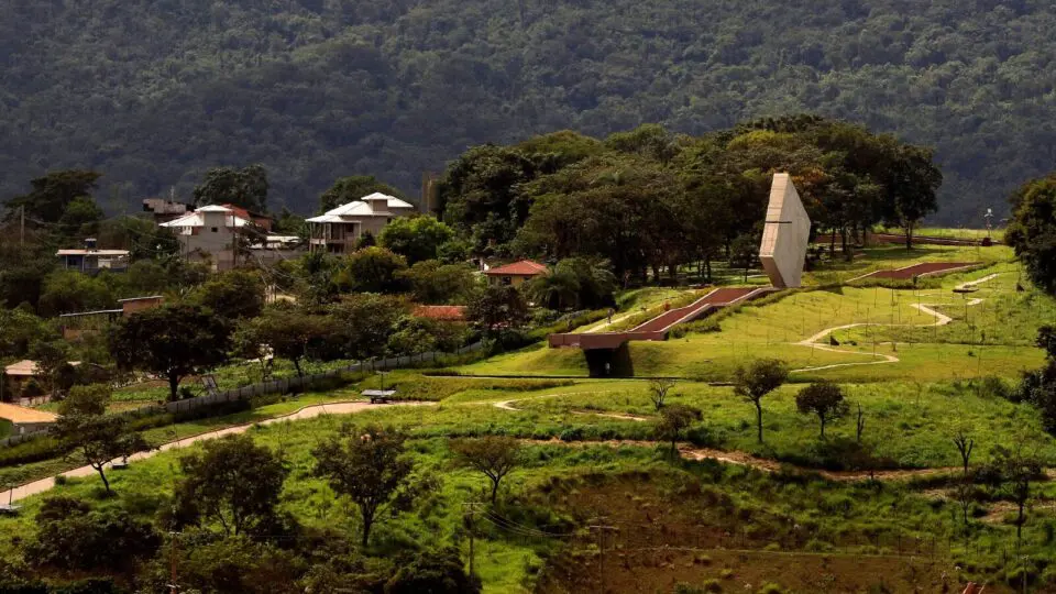 Memorial marca o lugar da tragédia de Brumadinho, em 2019.