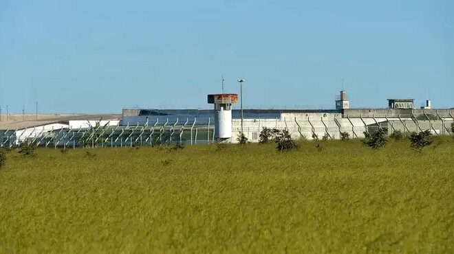 Atendimento médico a Bolsonaro é condicionado a termo de confidencialidade