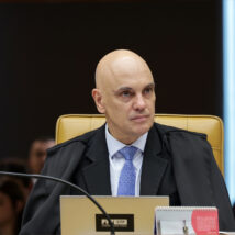 Rumble e Trump Media pedem à Justiça dos EUA que intime Moraes por e-mail do STF Moraes derruba vale-peru e gratificações impostas pelo TST aos Correios