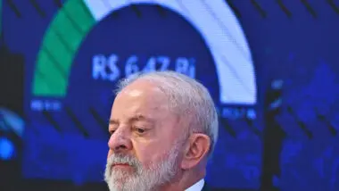 Números do PoderData indicam uma piora na avaliação de Lula e do governo no início do ano eleitoral.