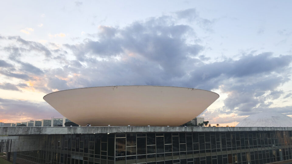 Despesas da Câmara com salários chegam a R$ 2,6 bilhões