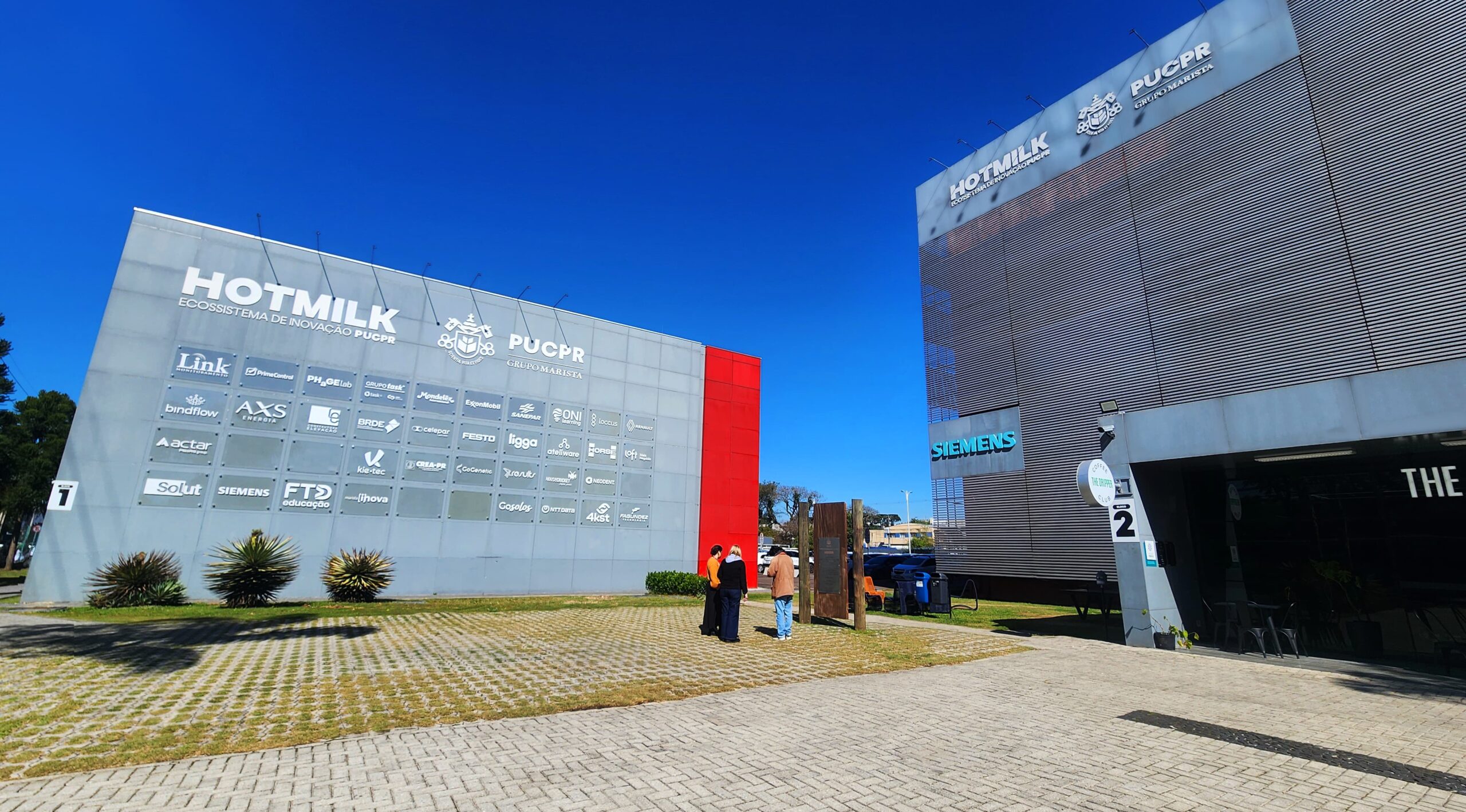 A HOTMILK conecta empresas, startups e pesquisa acadêmica, transformando recursos da Lei de TICs em inovação no Paraná.