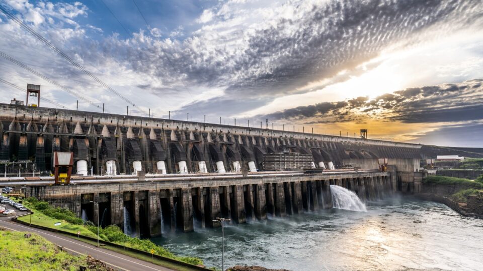Qual o destino dos royalties da usina de Itaipu em 2025