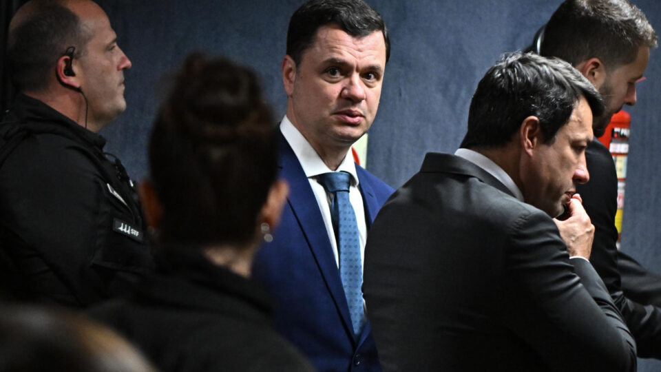 Moraes autoriza visita de três senadores a Anderson Torres; veja quem são