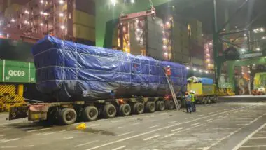 Transportada de cargas pela Allog