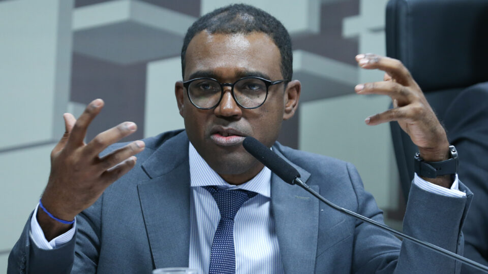 Diretor do BC diz que Banco Master tinha só R$ 4 milhões em caixa na época da liquidação