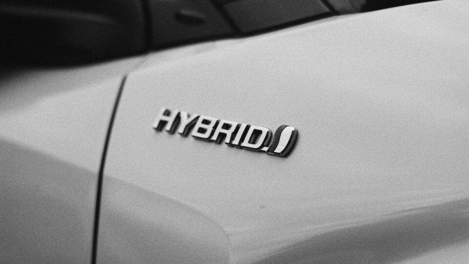 Carros híbridos: a nova era da mobilidade sustentável
