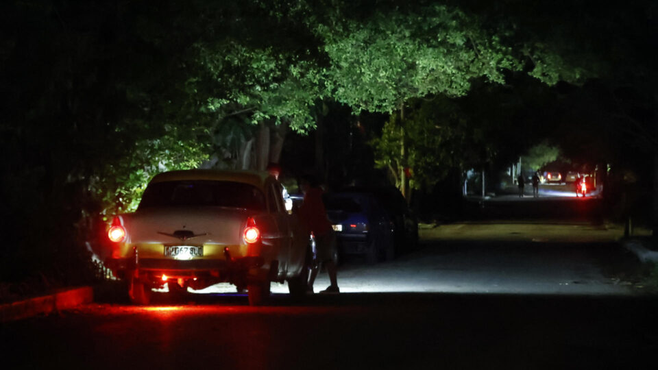 Cuba prevê apagão recorde com 63% do país simultaneamente após pressão de Trump