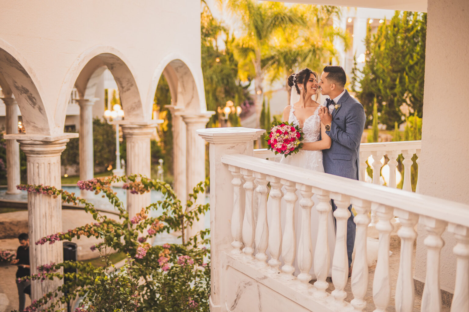 Castello Reale apresenta o Palácio Itália: um espaço criado para transformar o sonho do casamento ao ar livre em uma experiência completa. Arquitetura simbólica, paisagismo sensorial e conforto em cada detalhe para um “sim” vivido com tranquilidade, beleza e emoção.