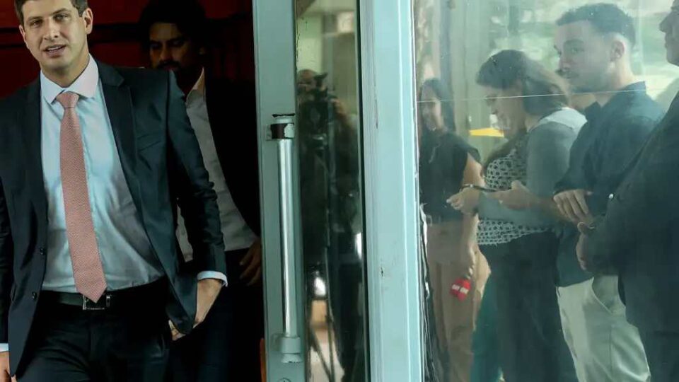 Gilmar Mendes determina investigação por suspeita de espionagem contra secretário de João Campos