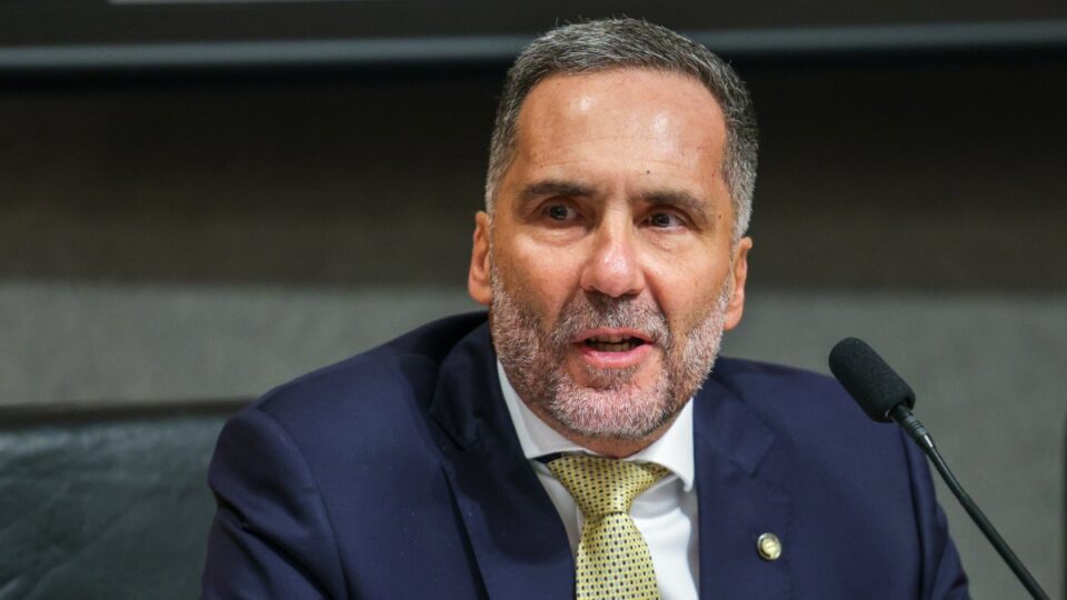 Governo sai enfraquecido com alterações na PEC da Segurança, critica ex-secretário