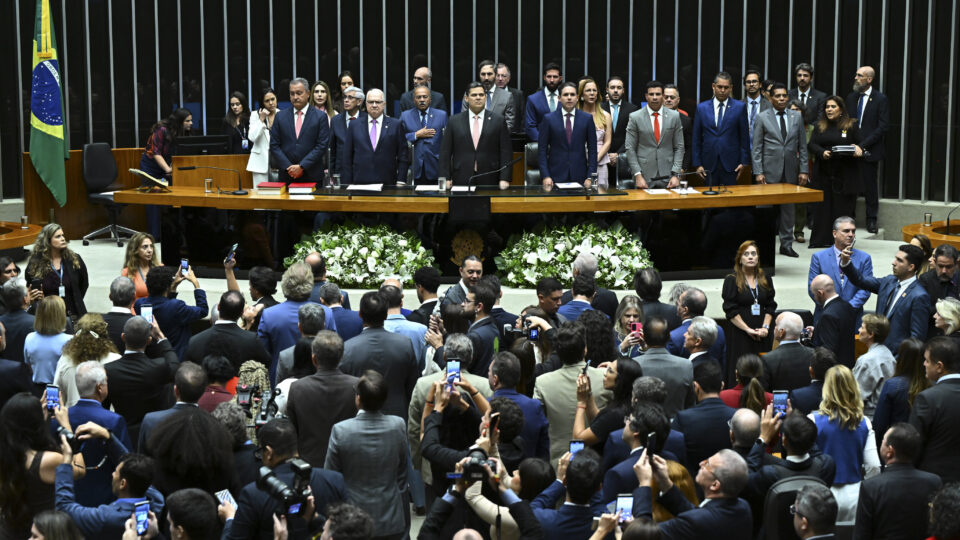 Sem Lula, Alcolumbre abre ano Legislativo pregando “paz” e “diálogo”