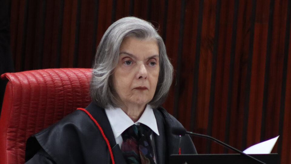 Cármen Lúcia cobra rigor ético e antecipa regras de conduta para juízes eleitorais