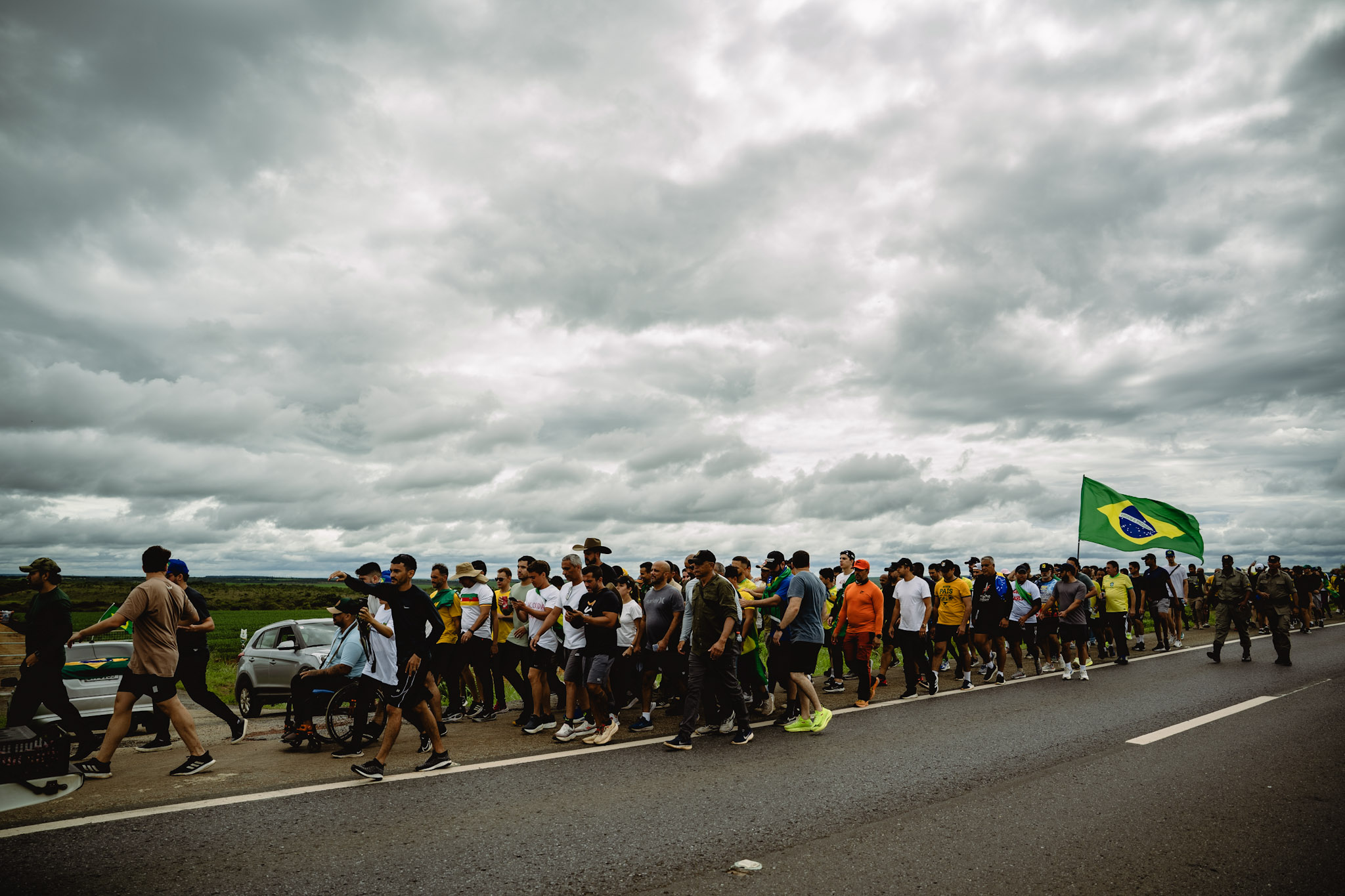 Caminhada da Liberdade foi acumulando adesão ao longo do trajeto. Inspirado pelo movimento, grupo percorre o Sul do país em protesto contra o Supremo Tribunal Federal (STF) e em apoio ao ex-presidente Bolsonaro (PL).