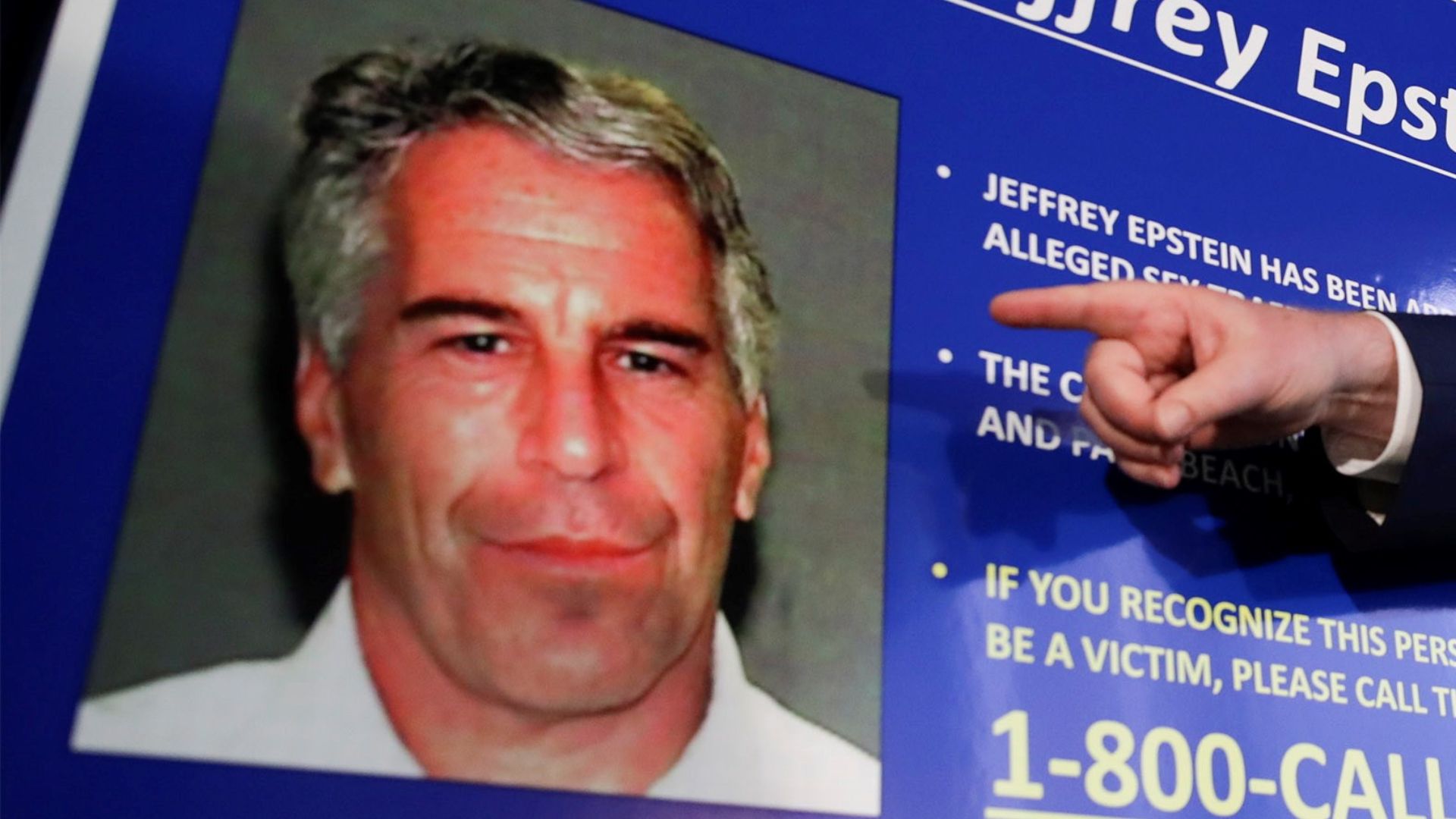 Para quem não conhecia, esse aí é o tal do Jeffrey Epstein.