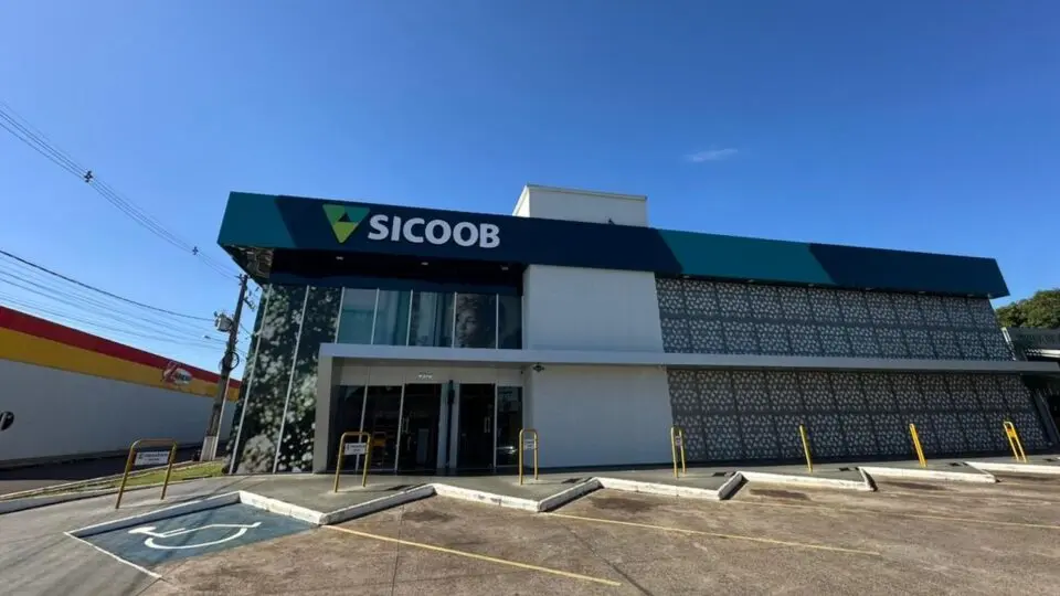 Sicoob amplia presença e destaca crédito e sustentabilidade no Show Rural 2026
