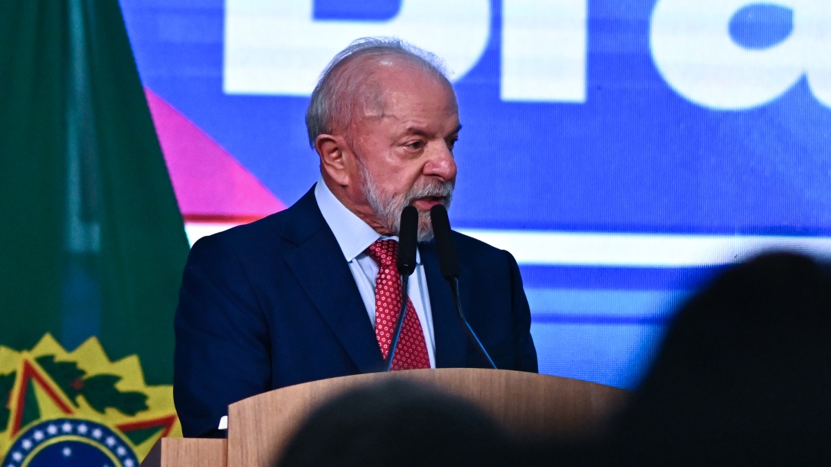 Levantamento mostra que gastos de manutenção da máquina pública dispararam no terceiro ano deste mandato de Lula.