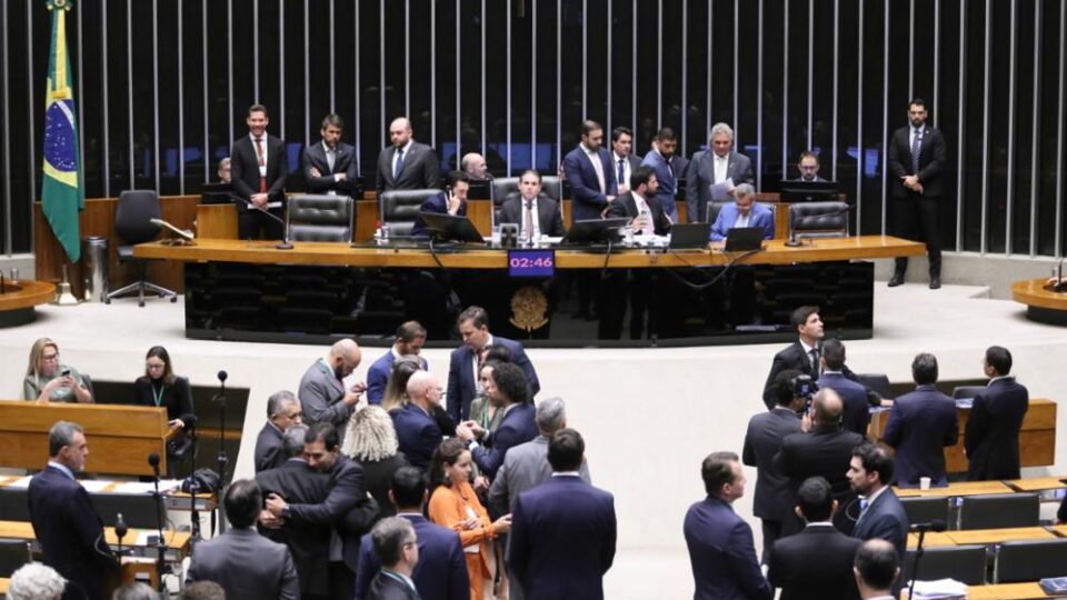 Os novos penduricalhos do Congresso