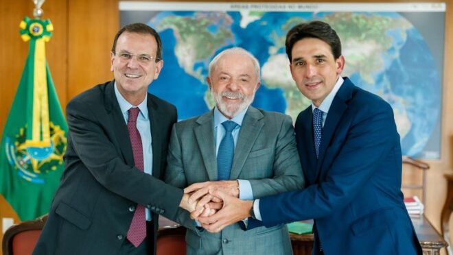 Governo recua de flexibilização em aeroportos do Rio após reunião com Paes