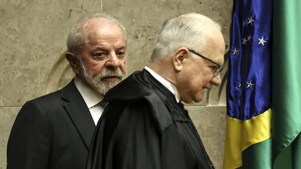 Lula defende reforma no Judiciário com mandato para ministros