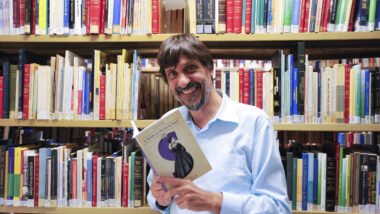 Eduardo Bueno, o Peninha, em vídeo recente em que afirma que evangélicos não deveriam votar.