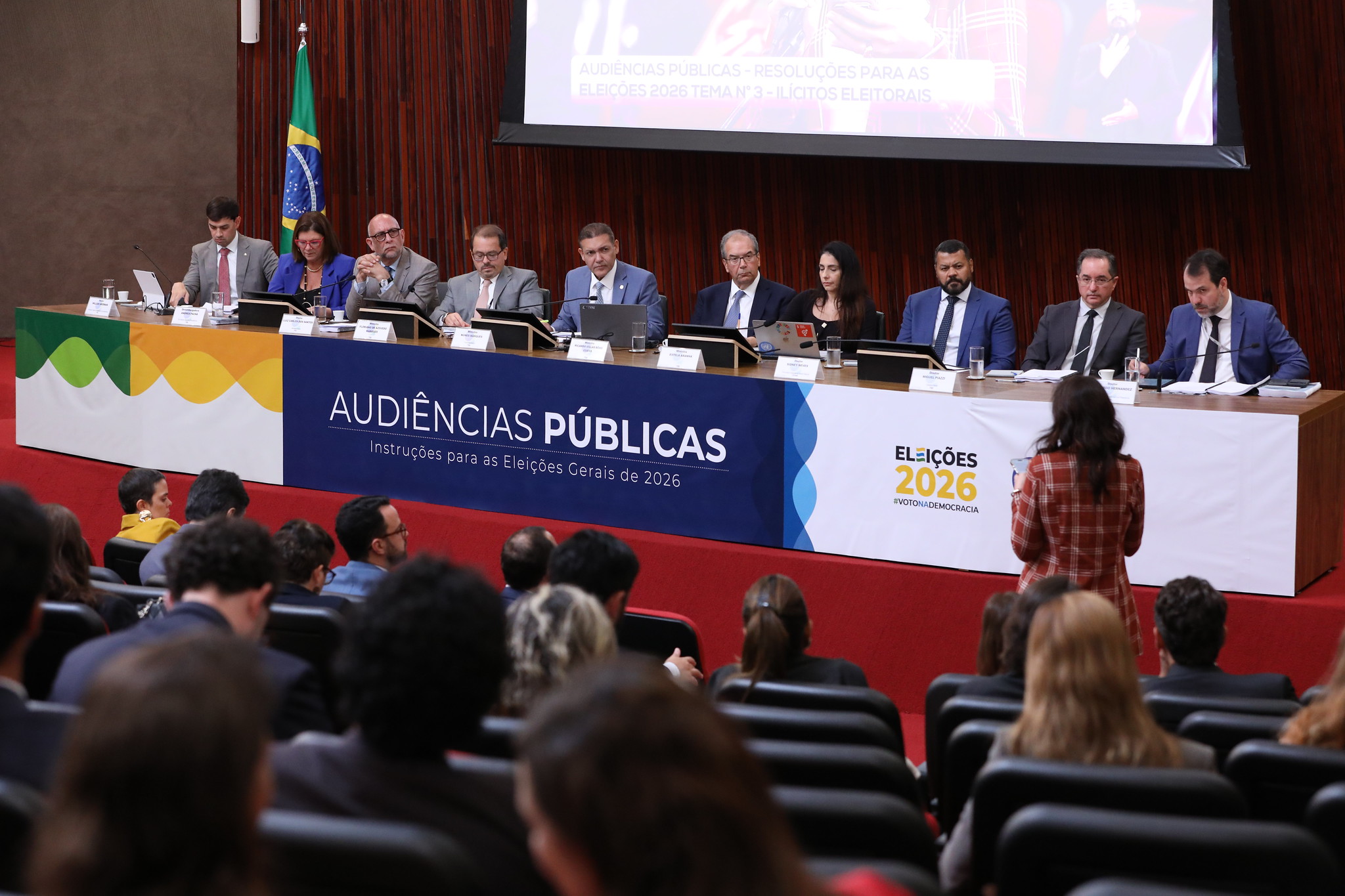 Governo Lula propõe ao TSE ampliar remoção de perfis