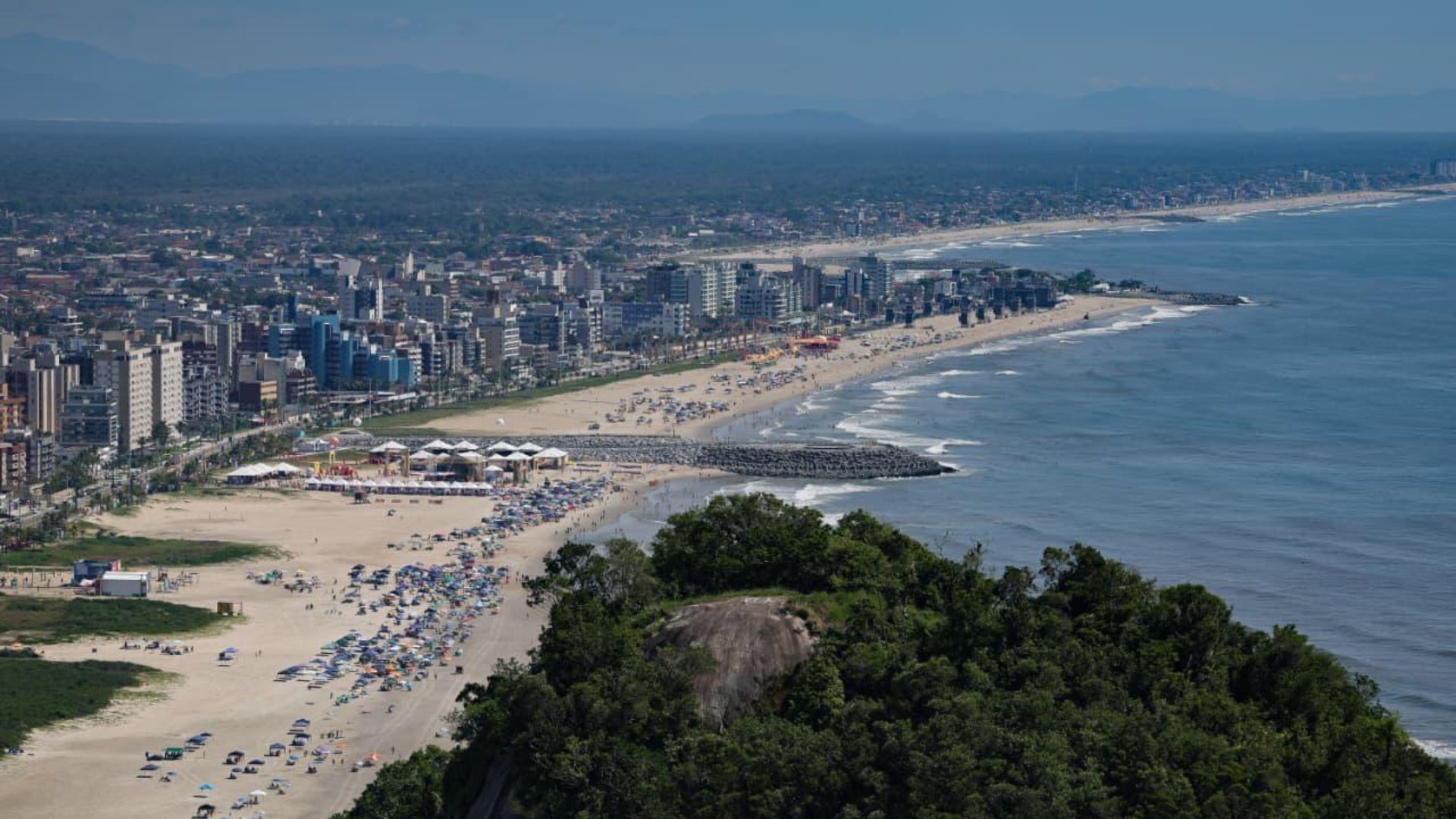 Litoral do Paraná vem recebendo investimentos privados e públicos nos últimos anos.