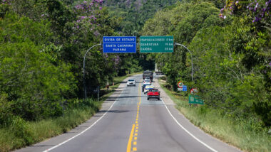 Rodovias na região norte de Santa Catarina fazem a ligação da BR-101 com o Porto de Itapoá. Imagem referente a matéria