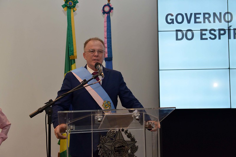 Governador do ES sinaliza intenção em disputar o Senado pelo ES em meio a dúvidas sobre como PT e PSB dividirão espaços nas chapas de 2026.