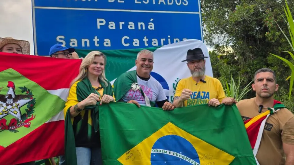 Caminhada em defesa da anistia aos condenados pelo 8 de janeiro e a Jair Bolsonaro avança pelo Sul do país.