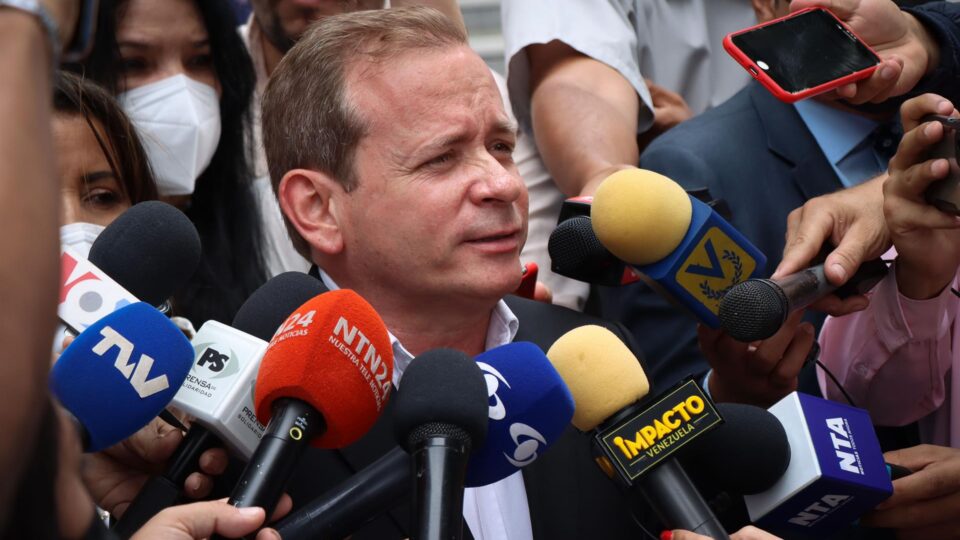 Político da oposição é sequestrado horas depois de libertação na Venezuela