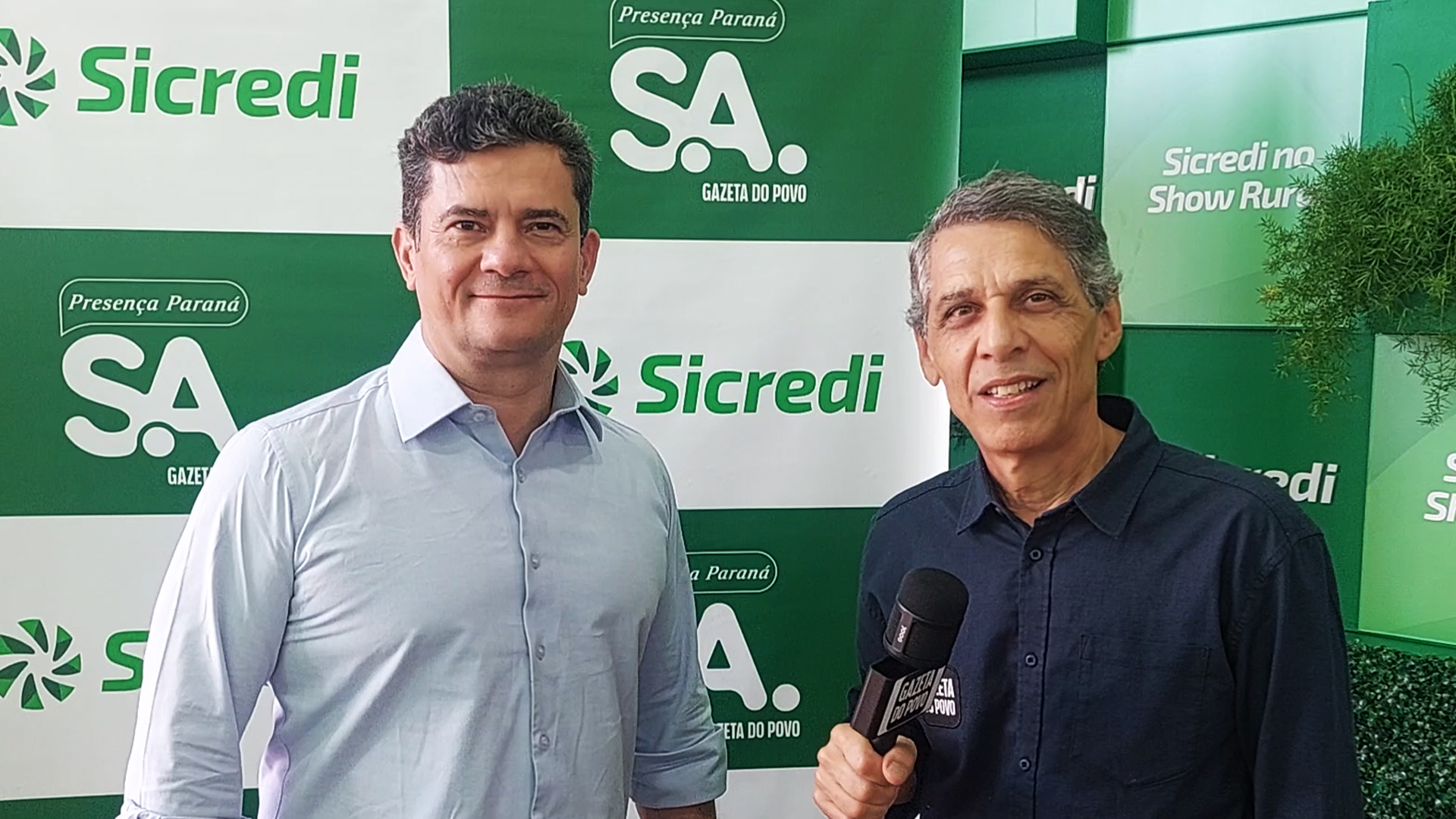 Senador Sérgio Moro concede entrevista ao jornalista Célio Martins durante o Show Rural Coopavel, em Cascavel, e fala sobre crescimento do agronegócio brasileiro, acesso a crédito e a importância da industrialização dos alimentos para agregar valor à produção.