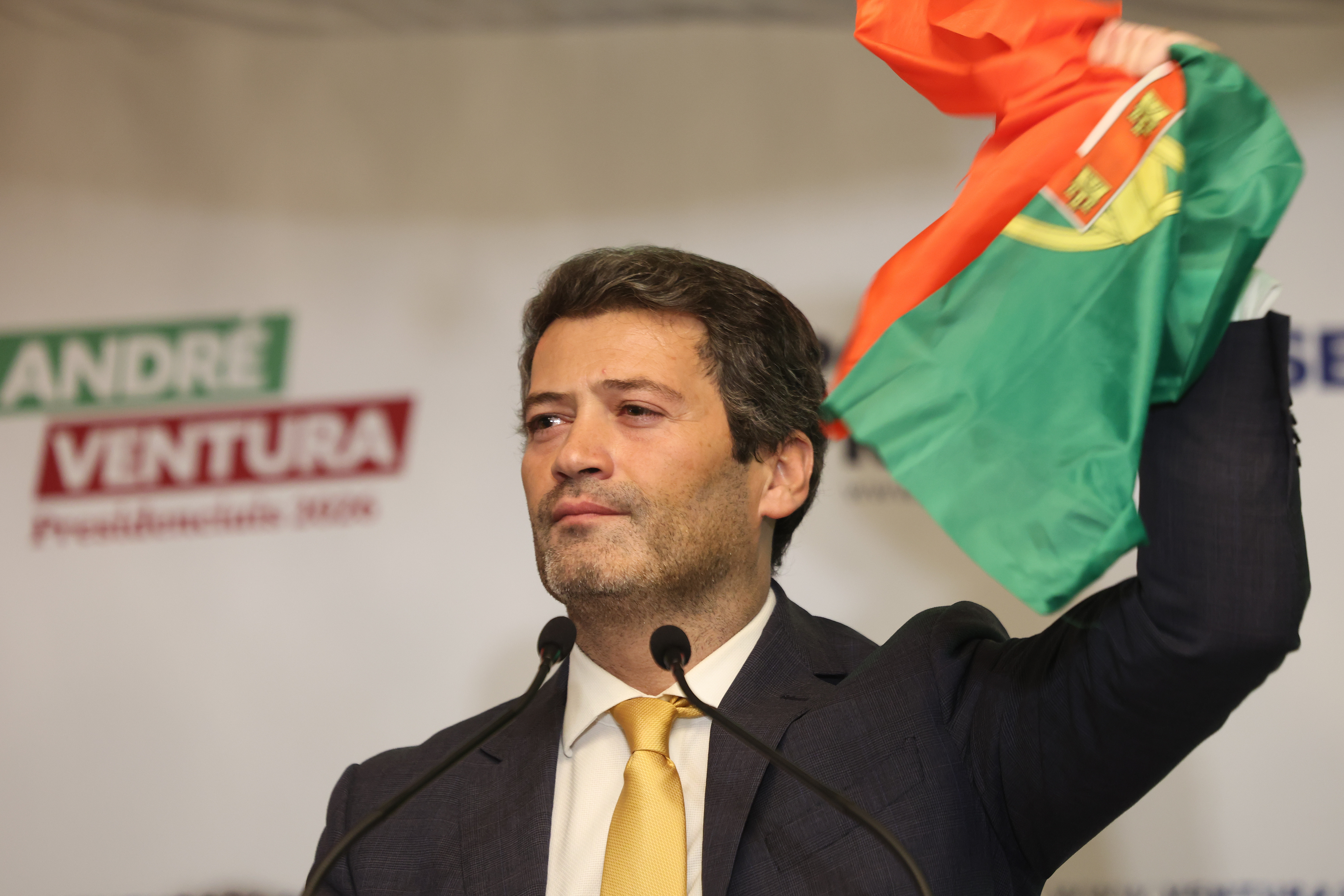 Parlamento de Portugal derrubou imunidade de André Ventura