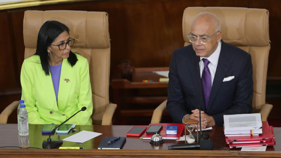 Regime descarta eleições imediatas na Venezuela alegando que prioriza “estabilidade”