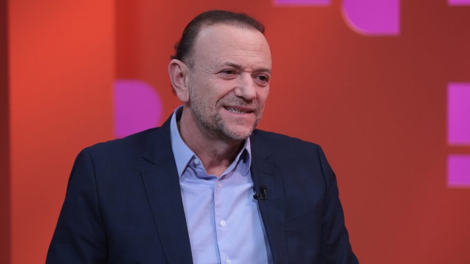 Presidente do PT critica “partidarização” do caso Master e defende rever autonomia do BC