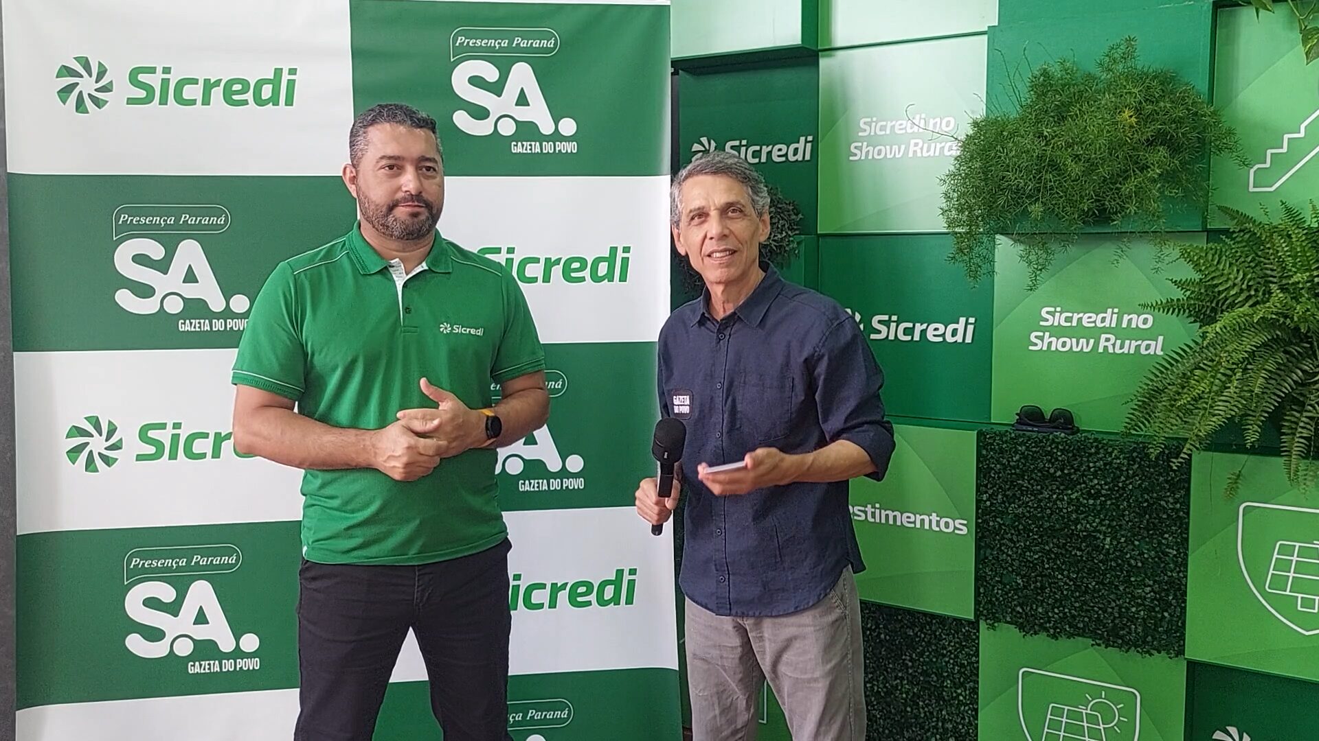 Devanir Brizola, gerente de desenvolvimento de negócios do Sicredi, durante entrevista concedida ao jornalista Célio Martins