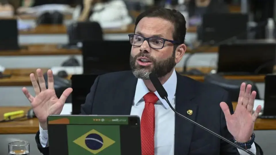 os políticos que fizeram de SC o estado mais conservador do país