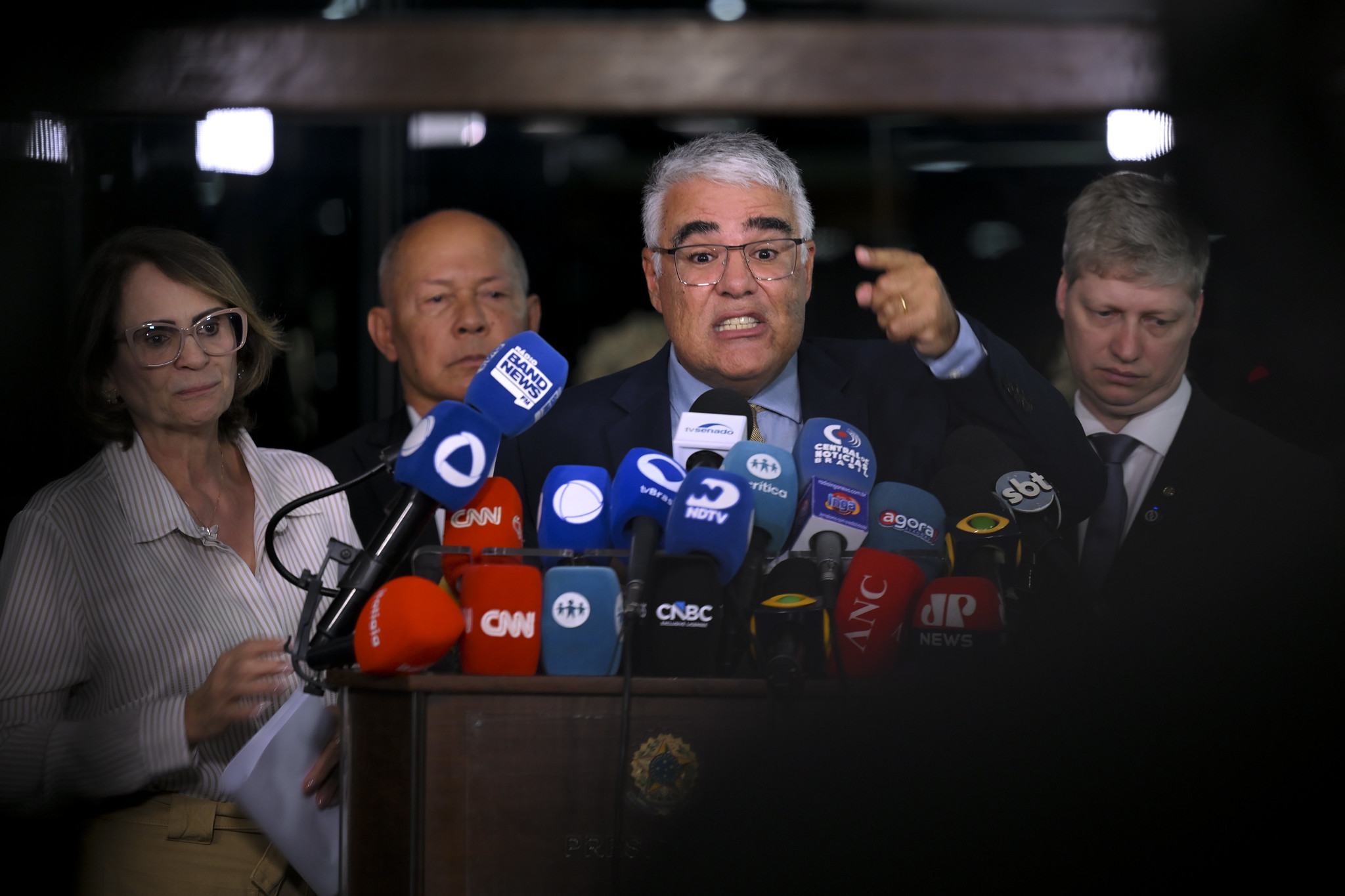 Oposição protocola impeachment de Toffoli; veja quem assina