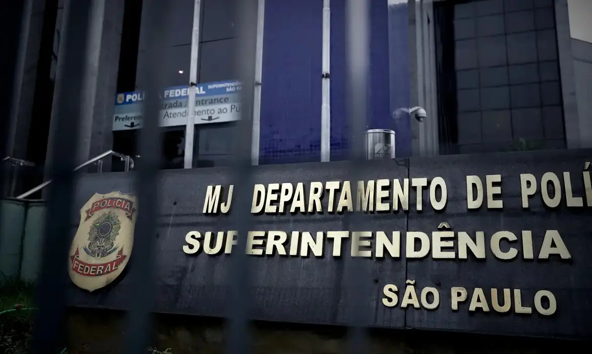 Ação da PF em São Paulo ocorreu em parceria com escritório da Interpol.