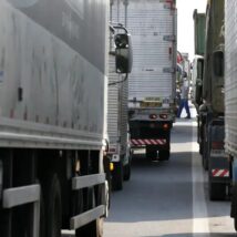 Proposta impacta jornada de trabalho de motoristas e demandaria novas contratações, aumentando folha de pagamento. Imagem referente a matéria