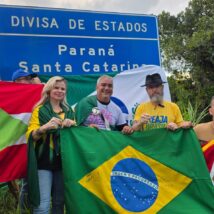 Caminhada pela anistia tem largada oficial no Paraná neste sábado (14), liderada pelo movimento Acorda Brasil. Imagem referente a matéria