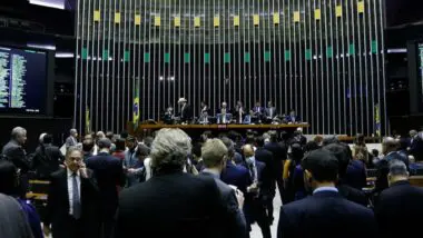 Plenário da Câmara dos Deputados: partidos atribuem sentidos distintos a termos como “democracia”, “liberdade” e “Estado”