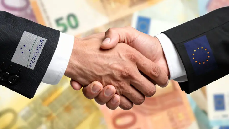 Acordo entre Mercosul e União Europeia entra em fase de análise jurídica no Tribunal europeu, etapa que antecede a ratificação definitiva e pode redefinir o ambiente regulatório e competitivo para empresas brasileiras.